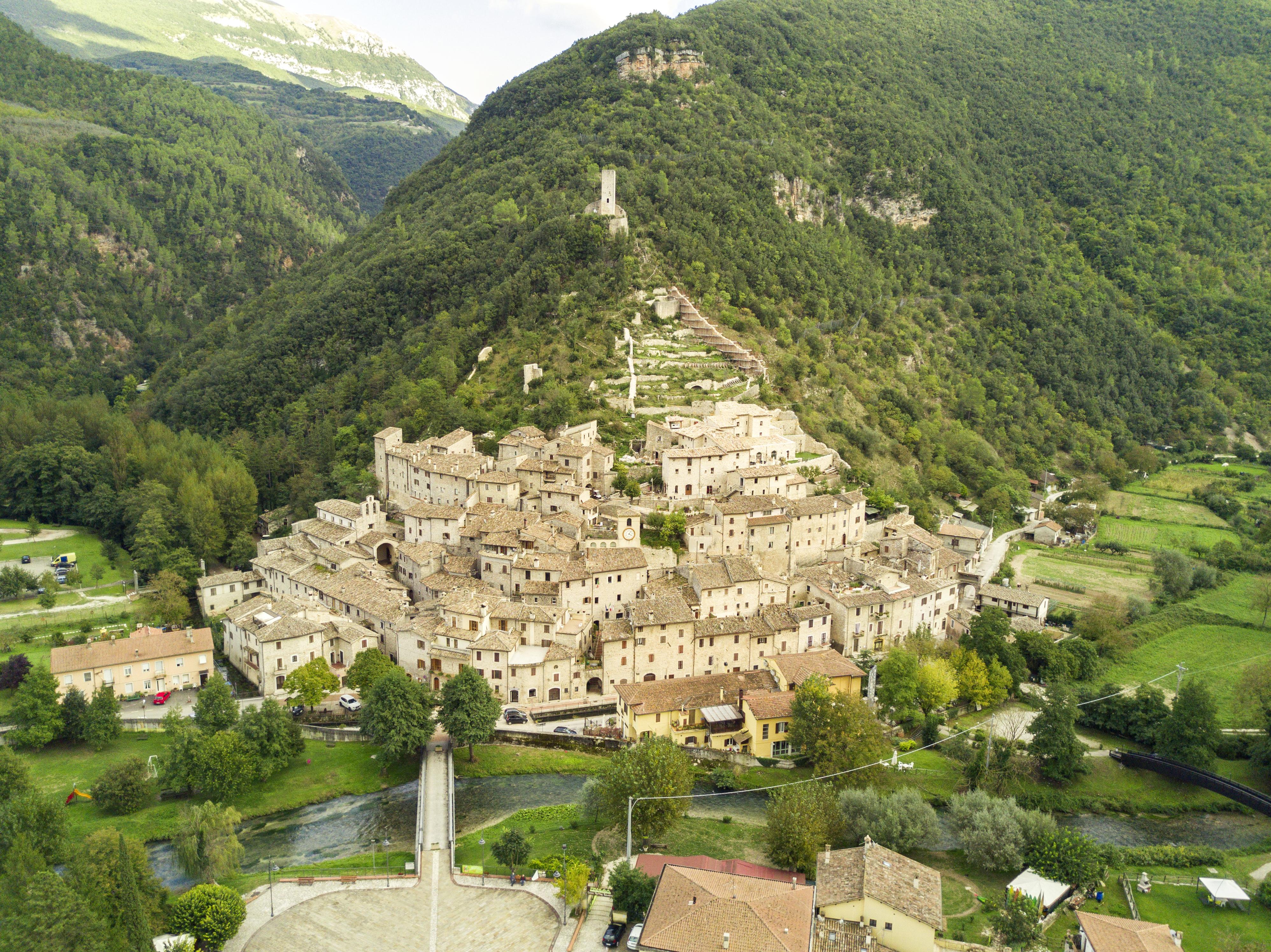 Torre Del Nera Albergo Diffuso & Spa Scheggino Exterior photo